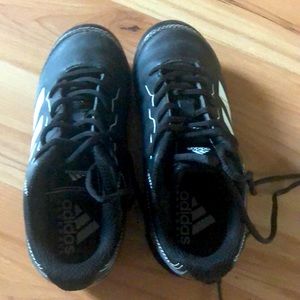 Kids adidas t-ball cleats